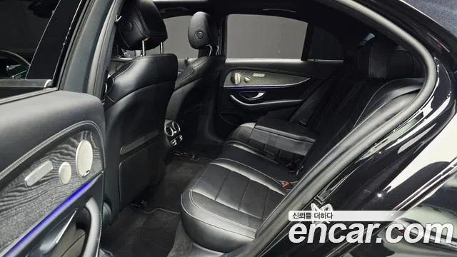Mercedes-Benz E-Class W213 — Фото автомобиля 11
