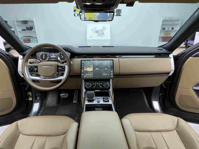 Land Rover Range Rover — Фото автомобиля 12