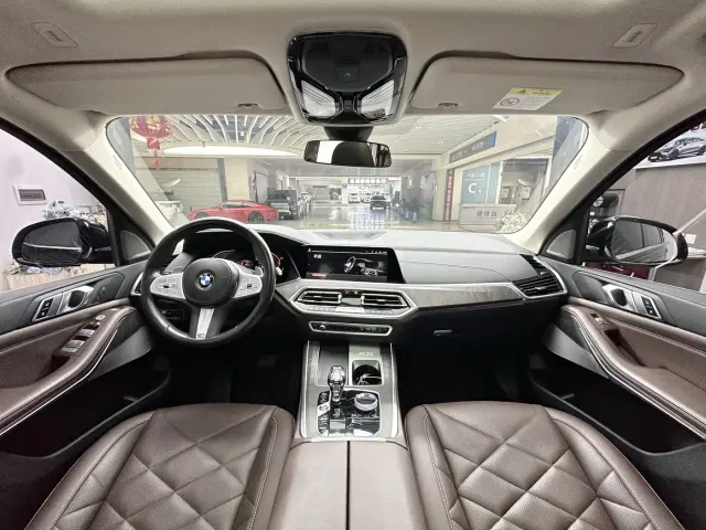 BMW X5 — Фото автомобиля 9