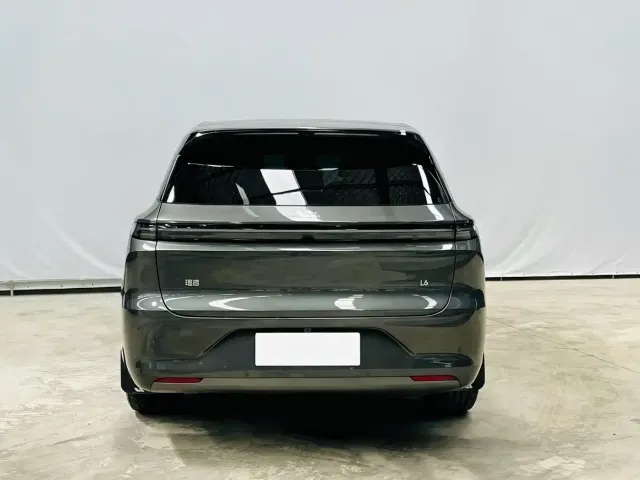 Li Auto Li Auto L6 2024 Pro — Фото автомобиля 5