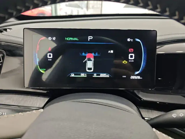 BYD Qin PLUS — Фото автомобиля 11