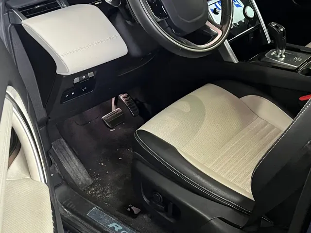 Land Rover Discovery Sport — Фото автомобиля 4