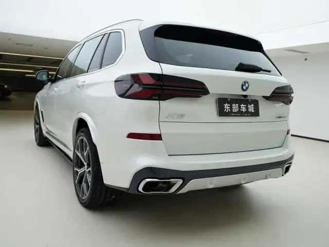 BMW X5 — Фото автомобиля 4