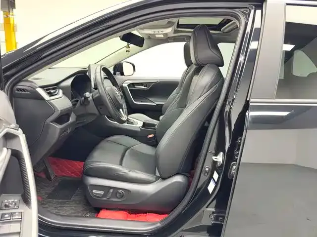 Toyota Wildlander — Фото автомобиля 5