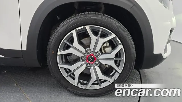 Kia Seltos Seltos Бензин 1.6 турбо 2WD — Фото автомобиля 21