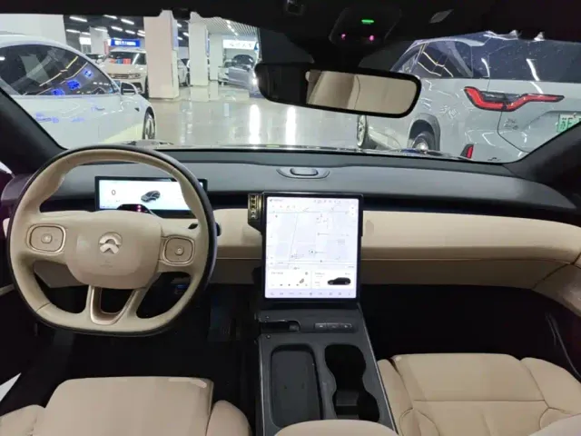 Nio ET5 Touring — Фото автомобиля 9