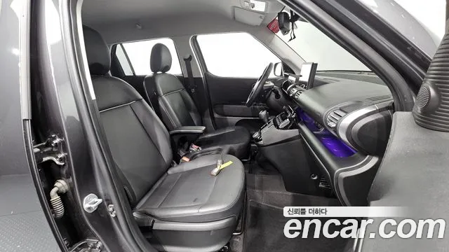 Hyundai Casper — Фото автомобиля 16