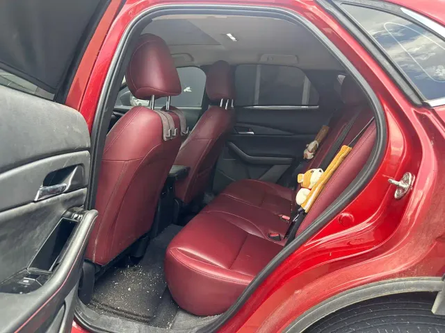 Mazda CX-30 — Фото автомобиля 4