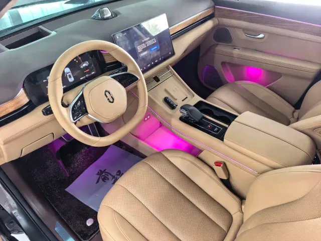 Aito M7 — Фото автомобиля 10