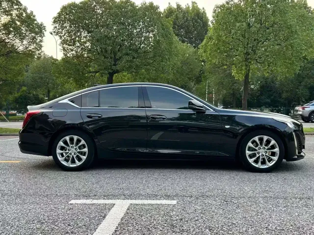 Cadillac CT5 — Фото автомобиля 3