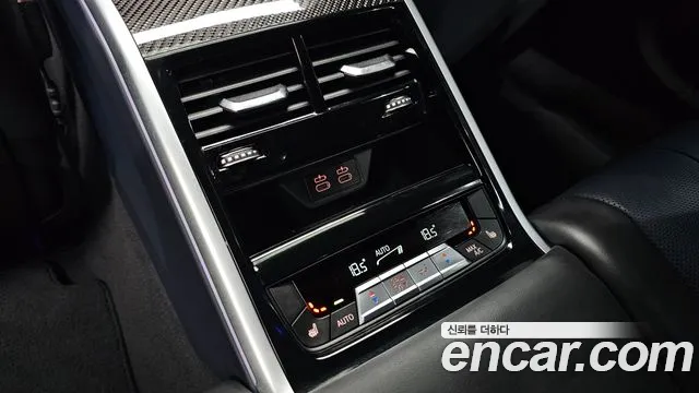 BMW 8-Series — Фото автомобиля 16