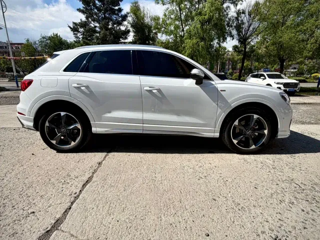 Audi Q3 — Фото автомобиля 7