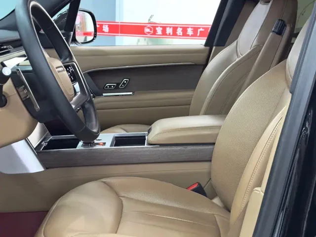 Land Rover Range Rover — Фото автомобиля 12