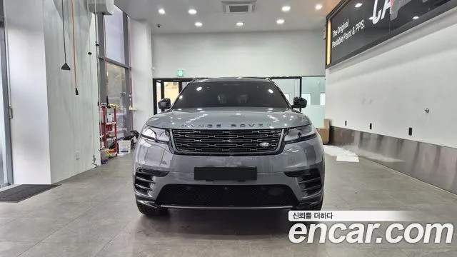 Land Rover Range Rover Velar — Фото автомобиля 3