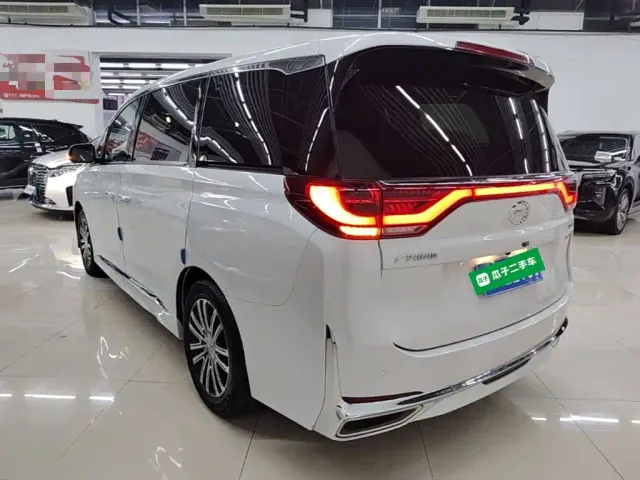 GAC Trumpchi M8 — Фото автомобиля 4