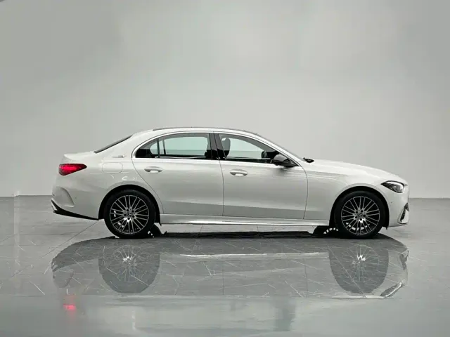 Mercedes-Benz C-Class — Фото автомобиля 7