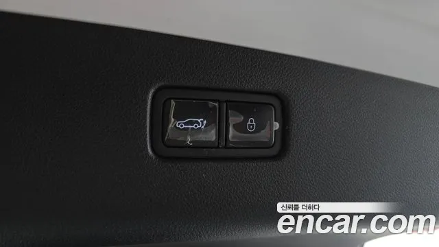 Genesis GV70 — Фото автомобиля 26