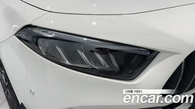 Mercedes-Benz A-Class W177 — Фото автомобиля 12