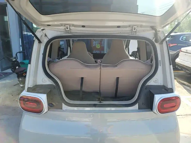 Wuling Hongguang Mini EV — Фото автомобиля 18