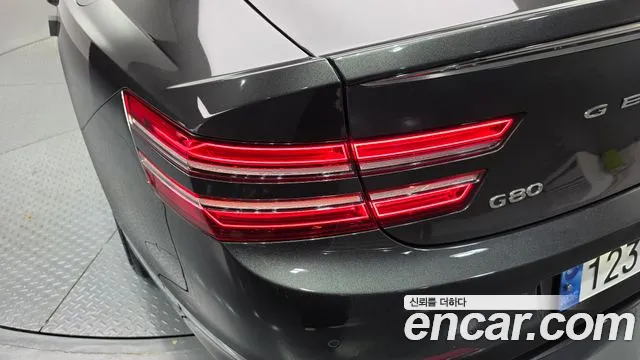 Genesis G80 RG3 — Фото автомобиля 8
