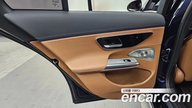 Mercedes-Benz E-Class W214 — Фото автомобиля 14