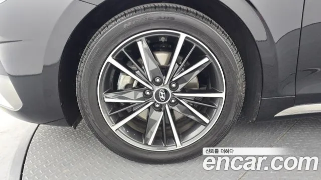 Hyundai Grandeur — Фото автомобиля 5