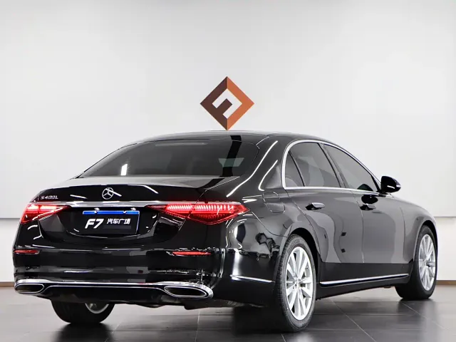 Mercedes-Benz S-Class — Фото автомобиля 6