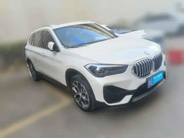 BMW X1 — Фото автомобиля 3