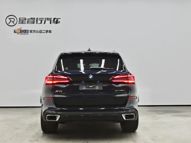 BMW X5 — Фото автомобиля 3