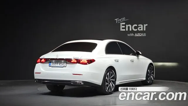 Mercedes-Benz E-Class W214 — Фото автомобиля 2