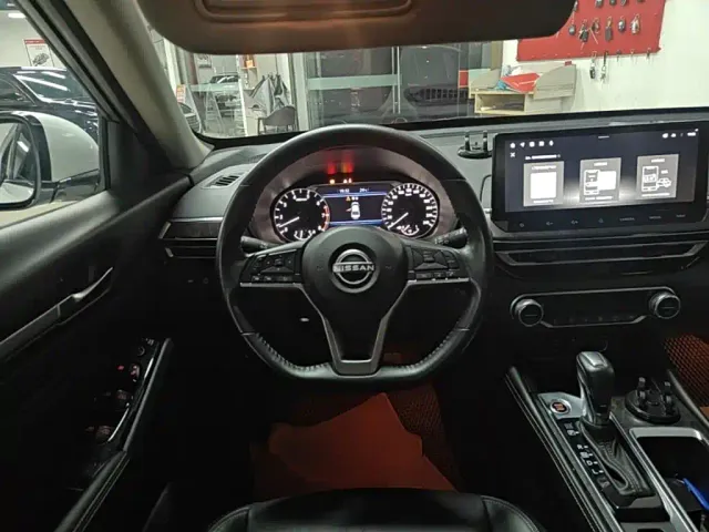 Nissan Teana — Фото автомобиля 10