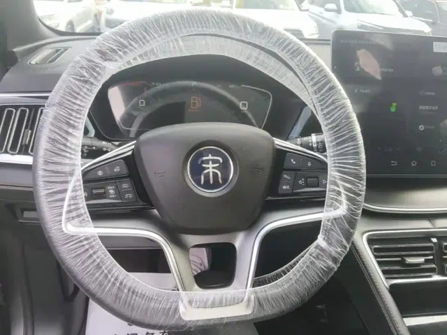BYD Song PLUS PHEV 2021 DM-i 100KM AWD Flagship PLUS — Фото автомобиля 10