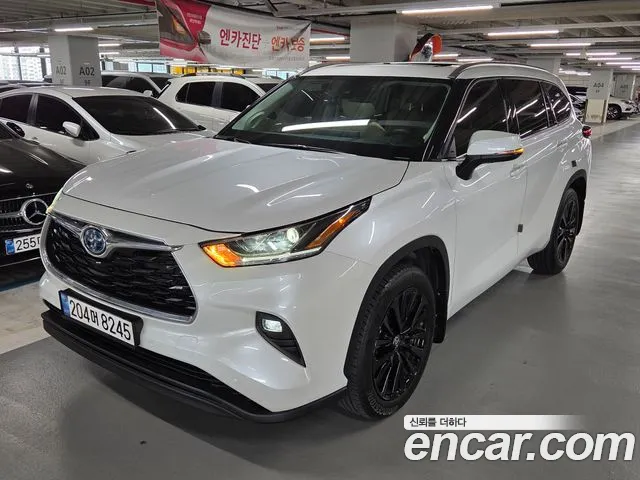 Toyota Highlander — Фото автомобиля 2