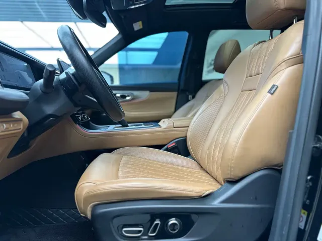 GAC Trumpchi GS8 — Фото автомобиля 7