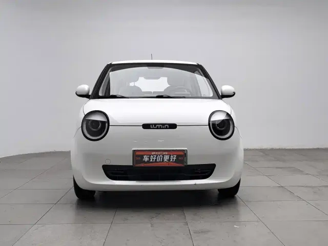 Changan Lumin — Фото автомобиля 3