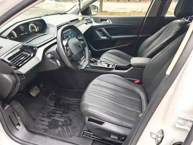 Peugeot 408 — Фото автомобиля 6