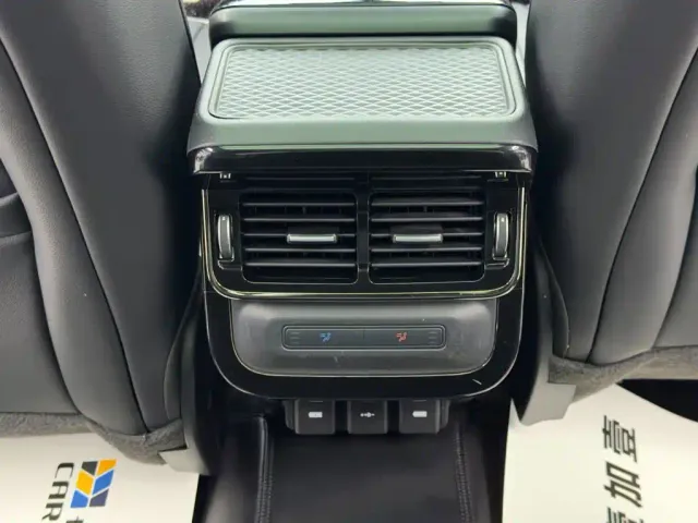 Land Rover Range Rover Evoque — Фото автомобиля 13