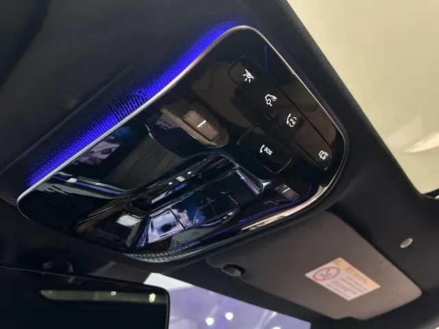 Mercedes-Benz E-Class — Фото автомобиля 16