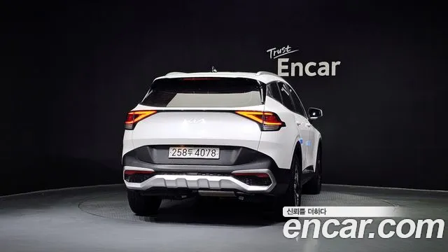 Kia Sportage Sportage 5-е поколение Дизель 2.0 2WD — Фото автомобиля 4