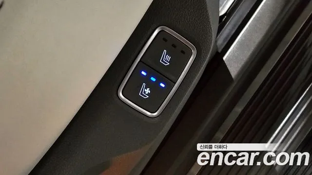 Hyundai Staria Staria 4WD Lounge 9 мест — Фото автомобиля 19