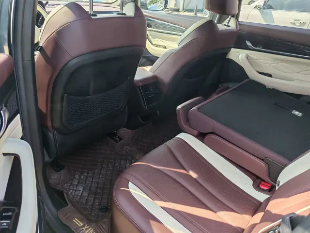 Geely Xingyue L — Фото автомобиля 9
