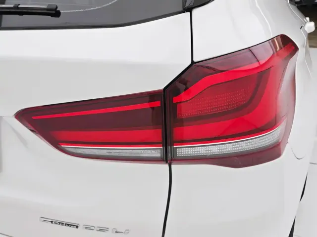 BMW X1 — Фото автомобиля 19