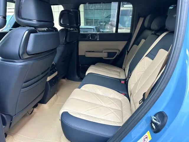 BYD FangChengBao Leopard 5 — Фото автомобиля 5