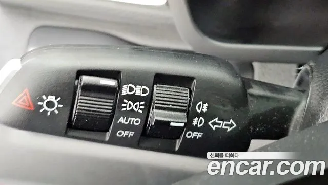 KG_Mobility_Ssangyong TIBOLI Very New Tivoli Бензин 1.5 2WD — Фото автомобиля 17