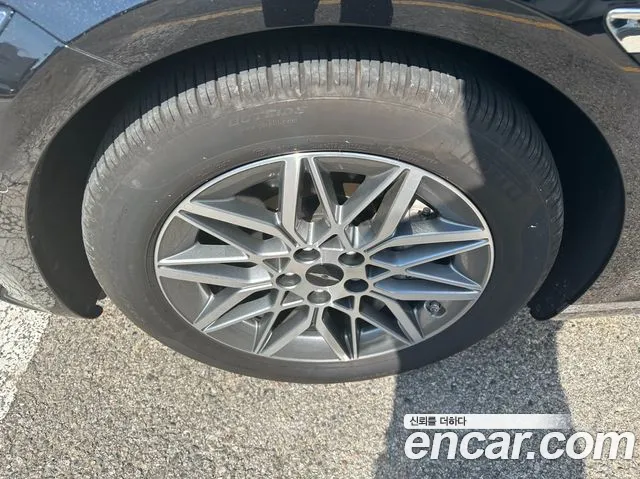Genesis G80 RG3 — Фото автомобиля 5
