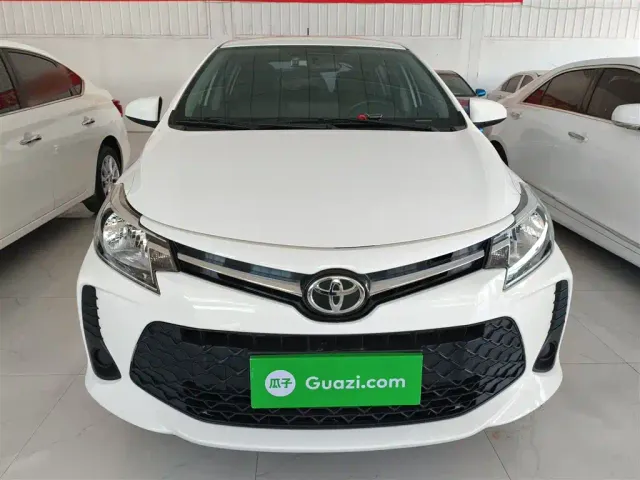 Toyota Vios FS — Фото автомобиля 2