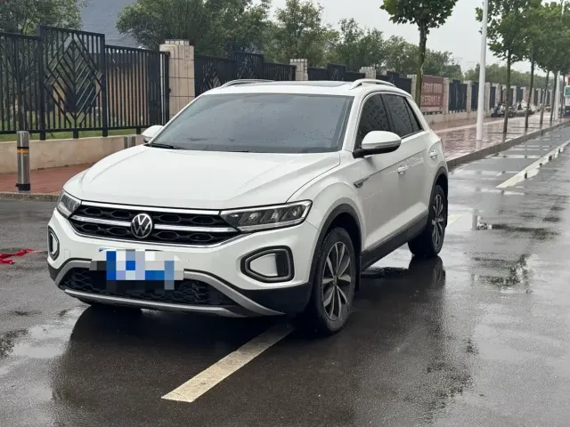 Фотография автомобиля — Volkswagen T-Roc