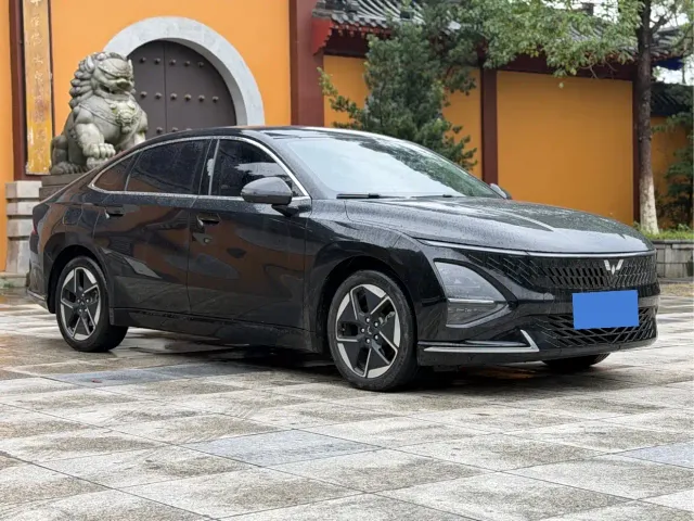 Wuling Starlight — Фото автомобиля 3