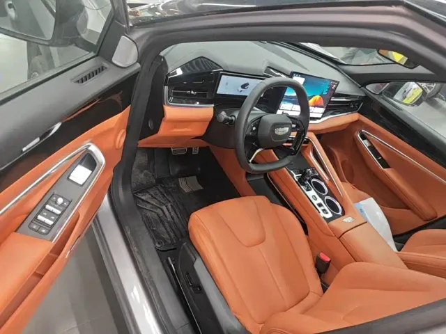 Geely Boyue — Фото автомобиля 15