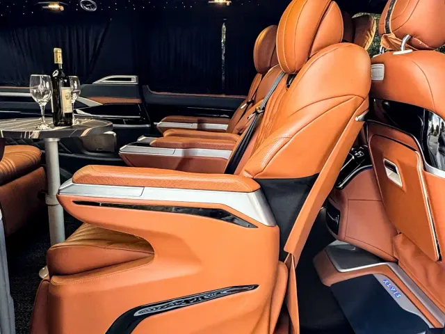 Yasheng Auto Yasheng V-Class — Фото автомобиля 21